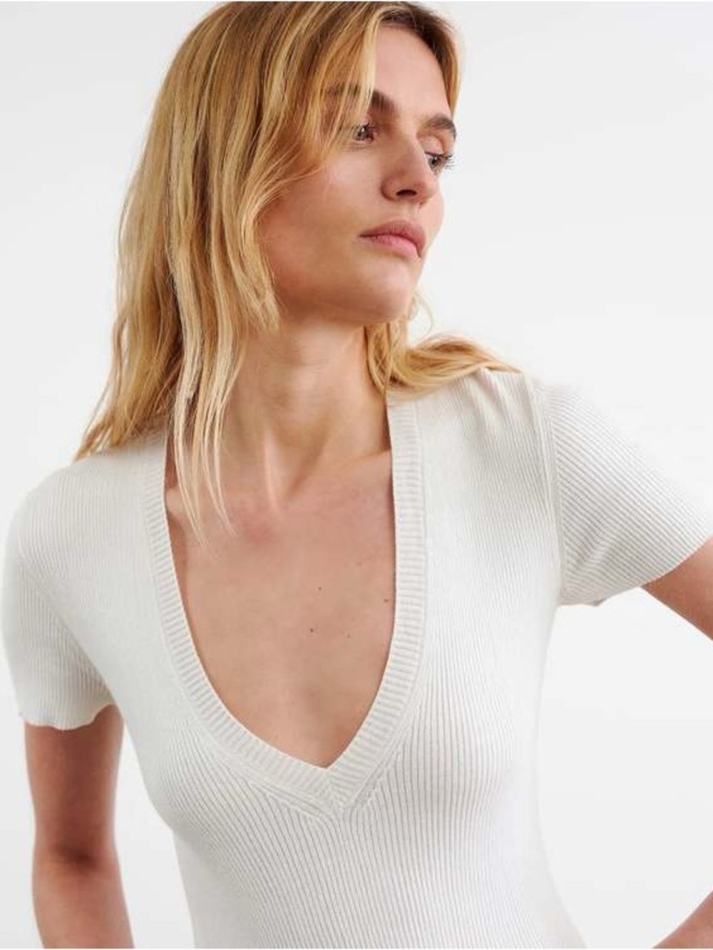 NEW Nili Lotan Italia Sweater Womens Size Large NWT Luxury Minimalist.     Sk24